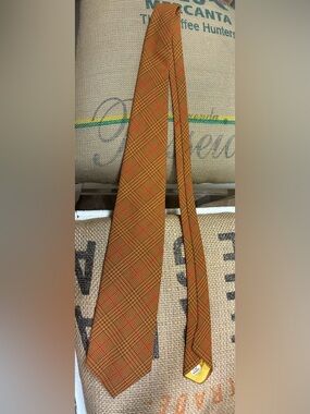 Vintage Plaid Men's Tie - Classic Check Pattern